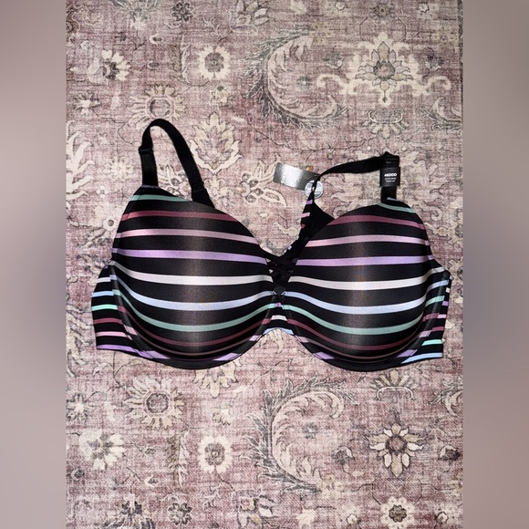 Torrid 46DDD Black Multi Stripe 360 Smoothing Back Smoothing Bra New With Tags - Picture 1 of 4